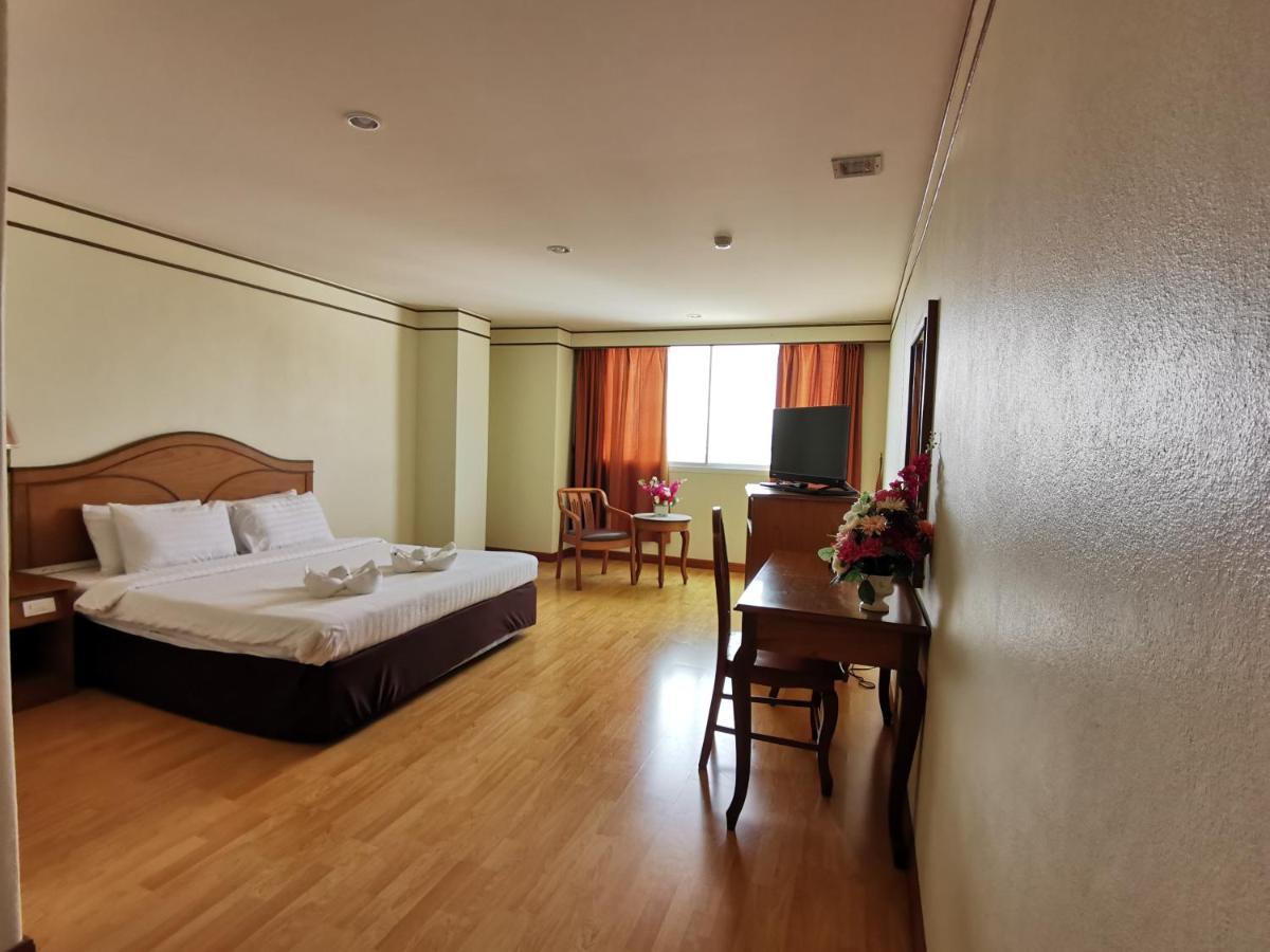 Hotel Morakot Twin Chumphon Exterior foto