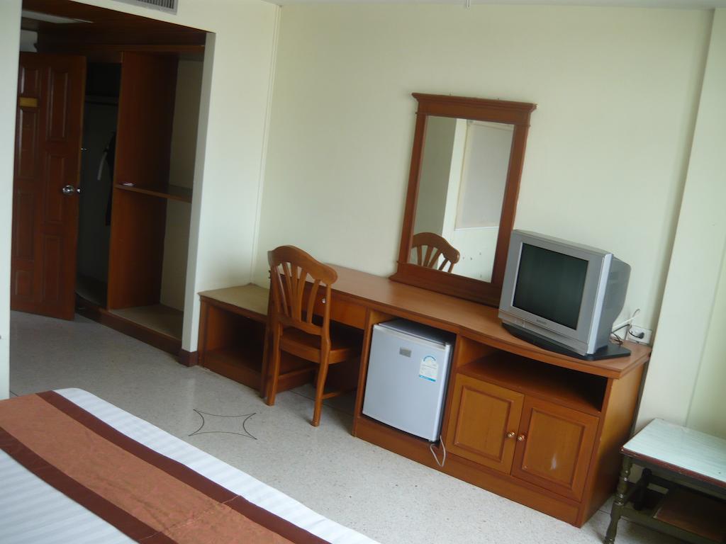 Hotel Morakot Twin Chumphon Zimmer foto