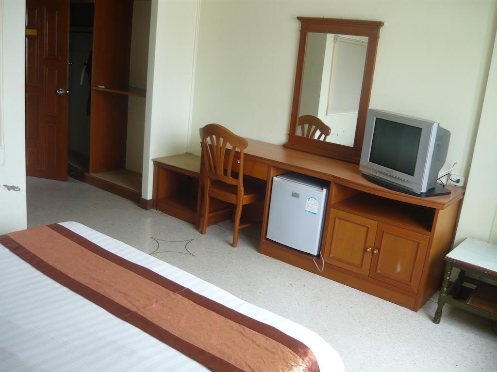 Hotel Morakot Twin Chumphon Zimmer foto