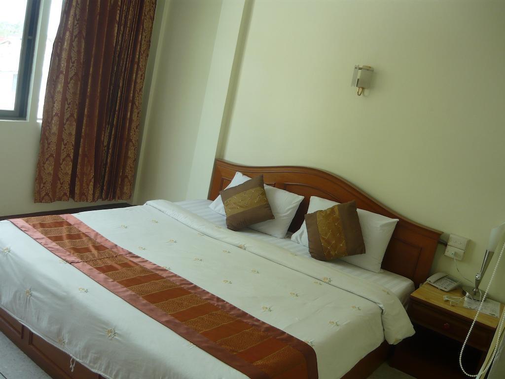 Hotel Morakot Twin Chumphon Zimmer foto