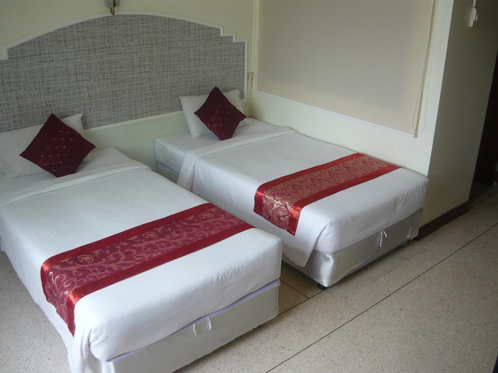 Hotel Morakot Twin Chumphon Zimmer foto
